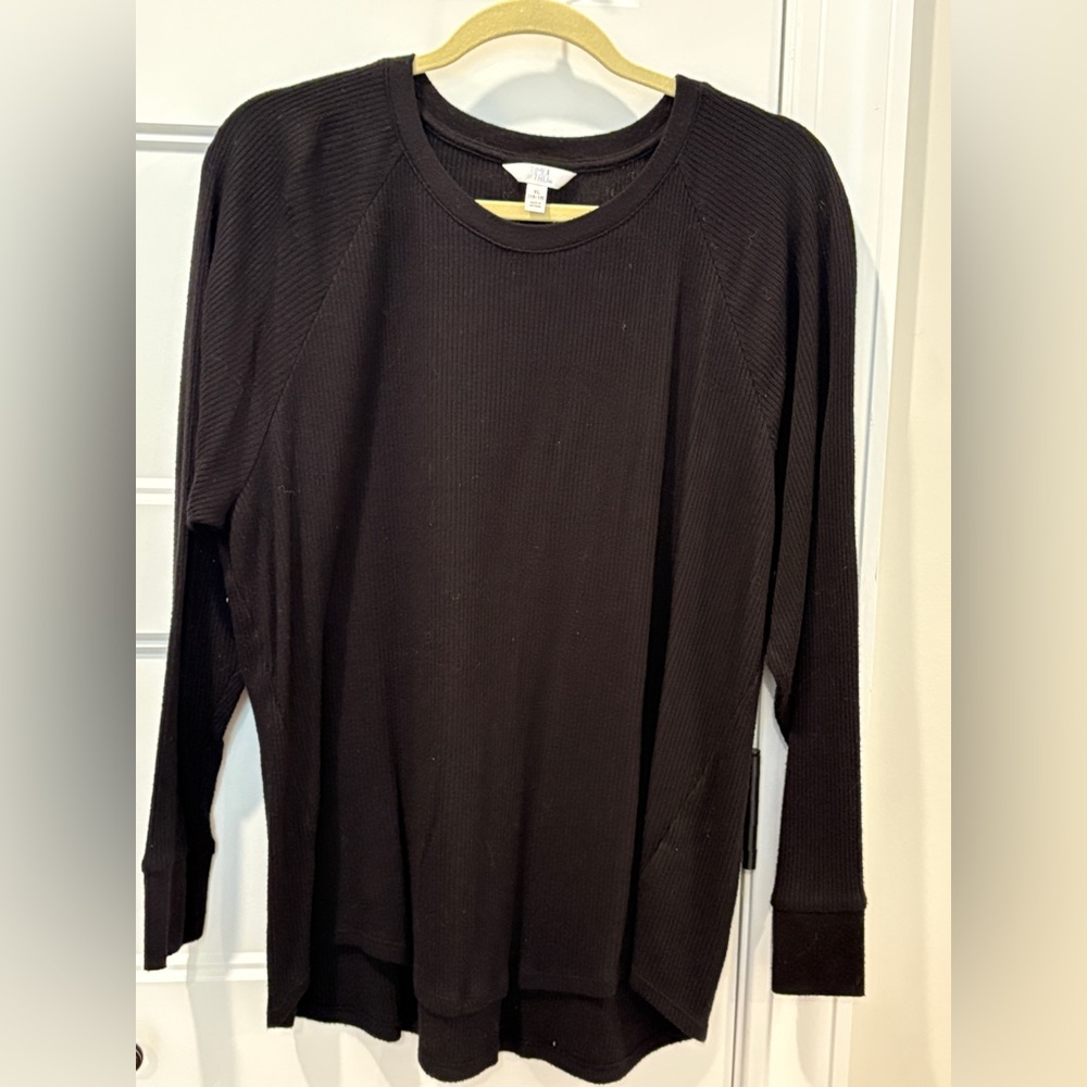 Time and Tru Black Top